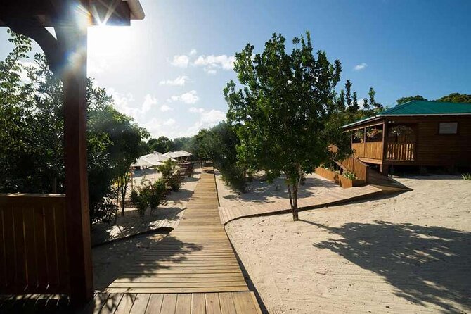 Adventure Power Boat Tour Antigua and Private Laviscount Island - Who this power boat tour fits best