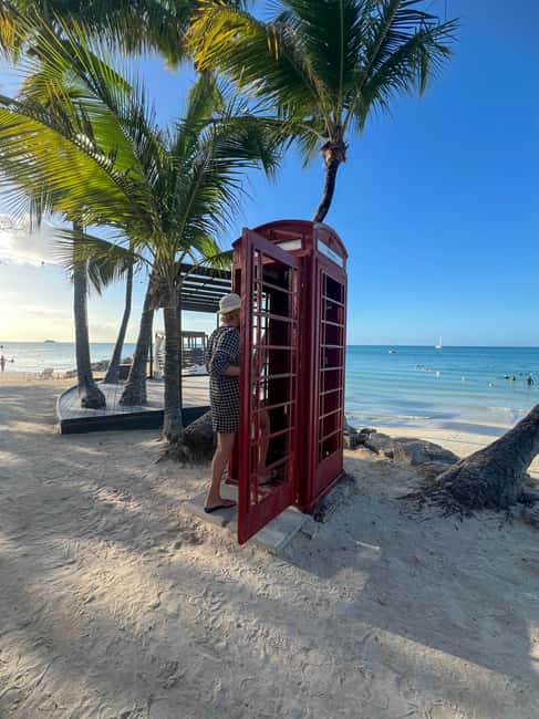 Antigua - Discover and Relax on 2 beaches - Stingray City Antigua Break, and How to Fit It Into a Beach Day