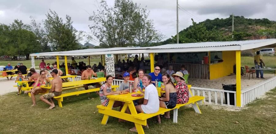 Antiguan experience home tour with local guide with lunch - Herbal tea in the backyard garden: medicinal plants and a slower moment