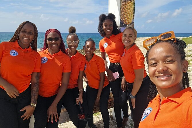 Biggvee Bus Adventure - Darkwood Beach: Swim Time or a Relaxed End to the Day