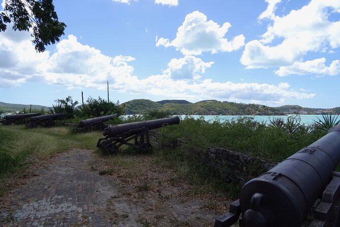 City of St John's Sightseeing Tour - Town Center Vendors: T-Shirts, Jewelry, and Woven Goods