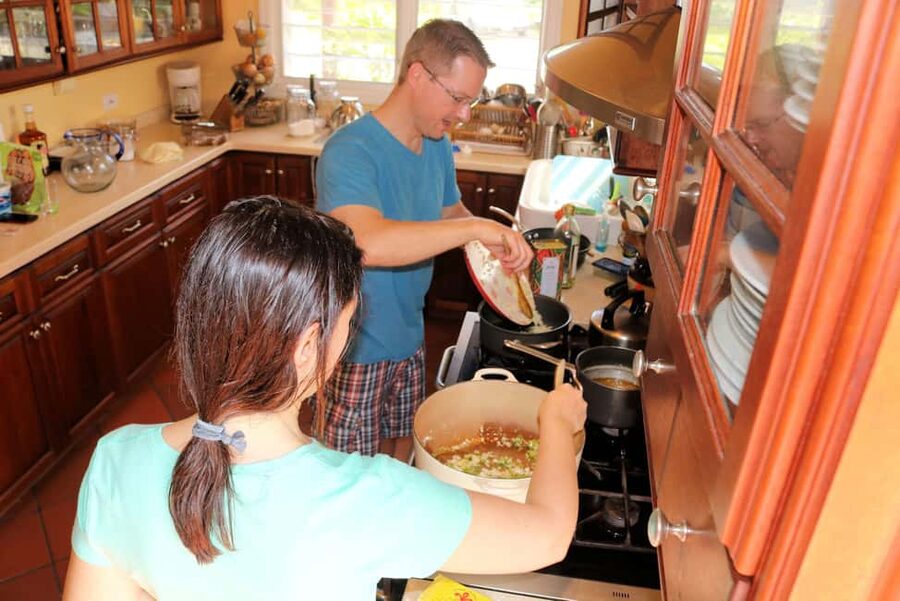Coordinating Curry Cooking Class - The vibe: informal teaching, laughter, and a home-kitchen feel