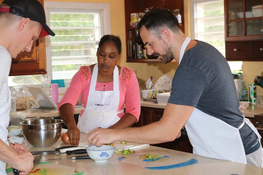Coordinating Curry Cooking Class - Curry in Antigua, made practical at Nicole’s Table
