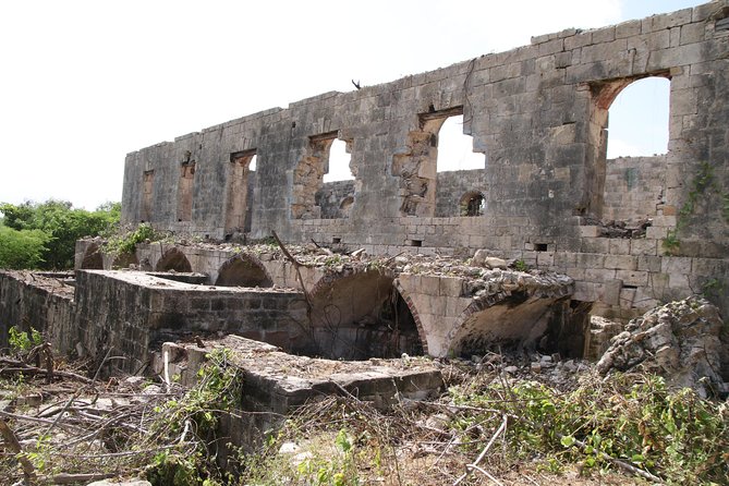 Historic Island Tour(Historic Barbuda tour also available)) - Nelson’s Dockyard: maritime history with real scale