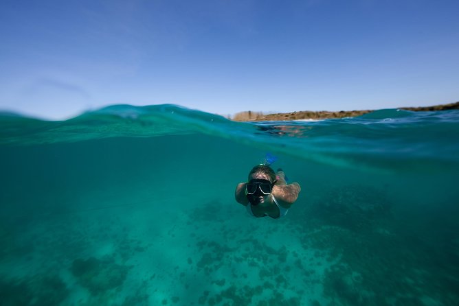 Power 360 Sightseeing and Snorkel Cruise Antigua - Devil’s Bridge Cruise-By: A Quick Sightseeing Breather