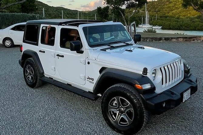 SoCoHo Luxe Private Jeep Wrangler Tour - Starting at 9:00 AM With Pickup and a Car That Fits Your Day