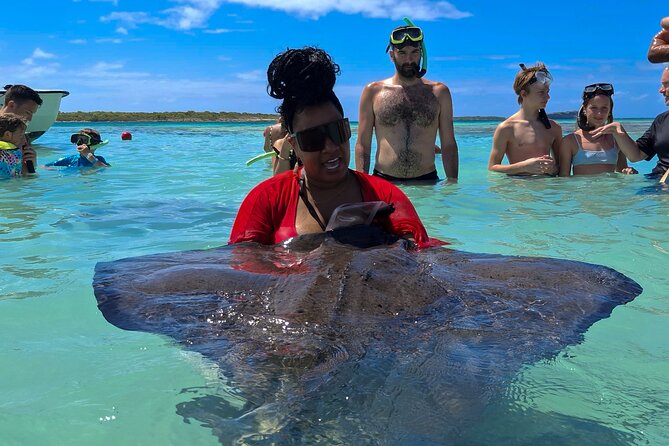 Stingray City Experience Antigua - Cruise Ship Passengers Edition - Getting from St. John’s Port to the platform